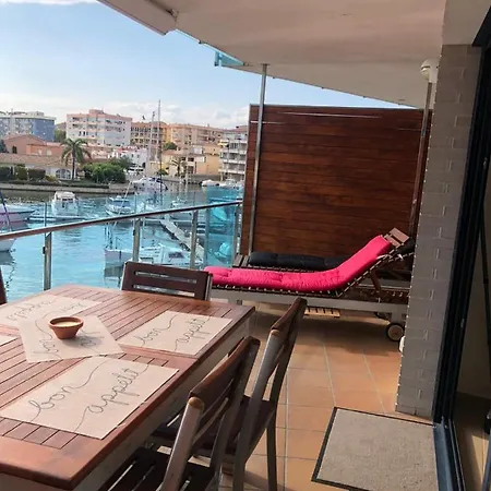 Appartement Residence A Roses - Port Trebol Avec Piscine Et Parking Prive Exterior photo